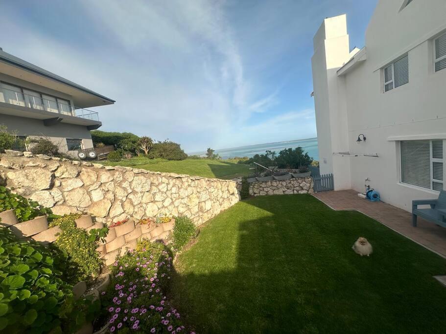 Lagoon Views At Apartment Langebaan
